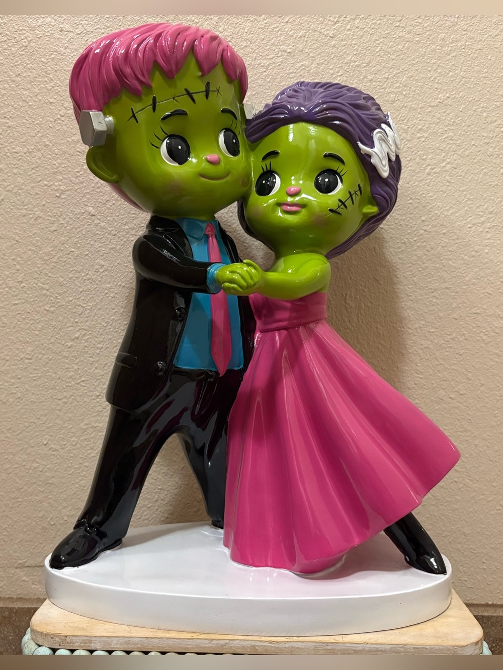 Lab No. 10.31 Frankenstein Bride & Groom Dancing Figurine Halloween Decor 14”